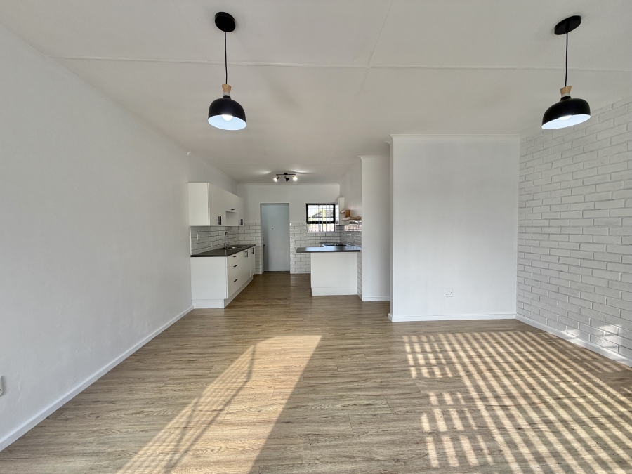 2 Bedroom Property for Sale in Jeffreys Bay Central Eastern Cape